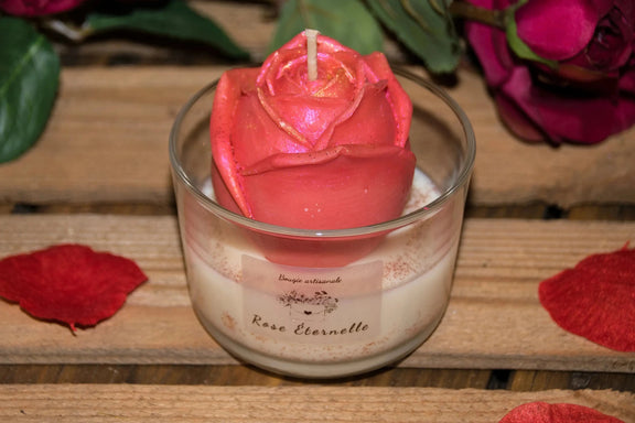Bougie Fleur Rose vue de côté décorative faite main – L'Atelier Ginko Bouzonville