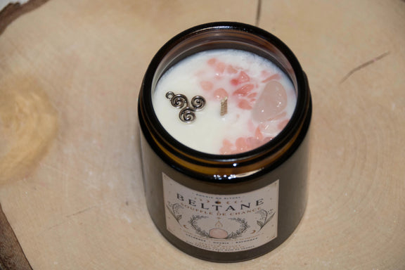 Bougie Rituel Beltane – Amour, Fertilité & Abondance - L'Atelier Ginko - Boutique en Ligne