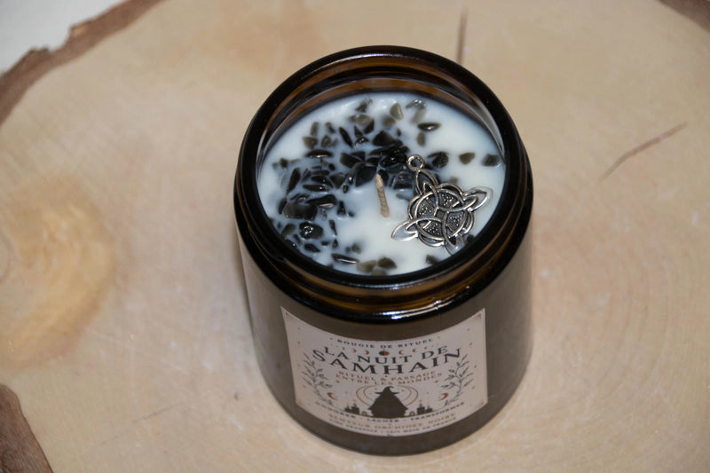 Bougie Rituel La Nuit de Samhain – Transition, Ancêtres & Intuition - L'Atelier Ginko - Boutique en Ligne