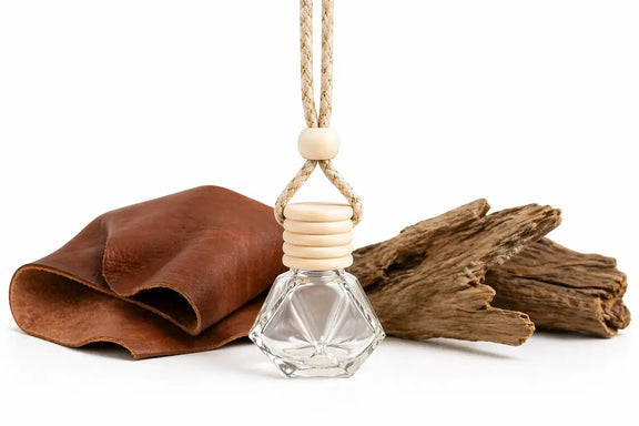 Diffuseur Voiture Cuir et bois - L'Atelier Ginko - Boutique en Ligne